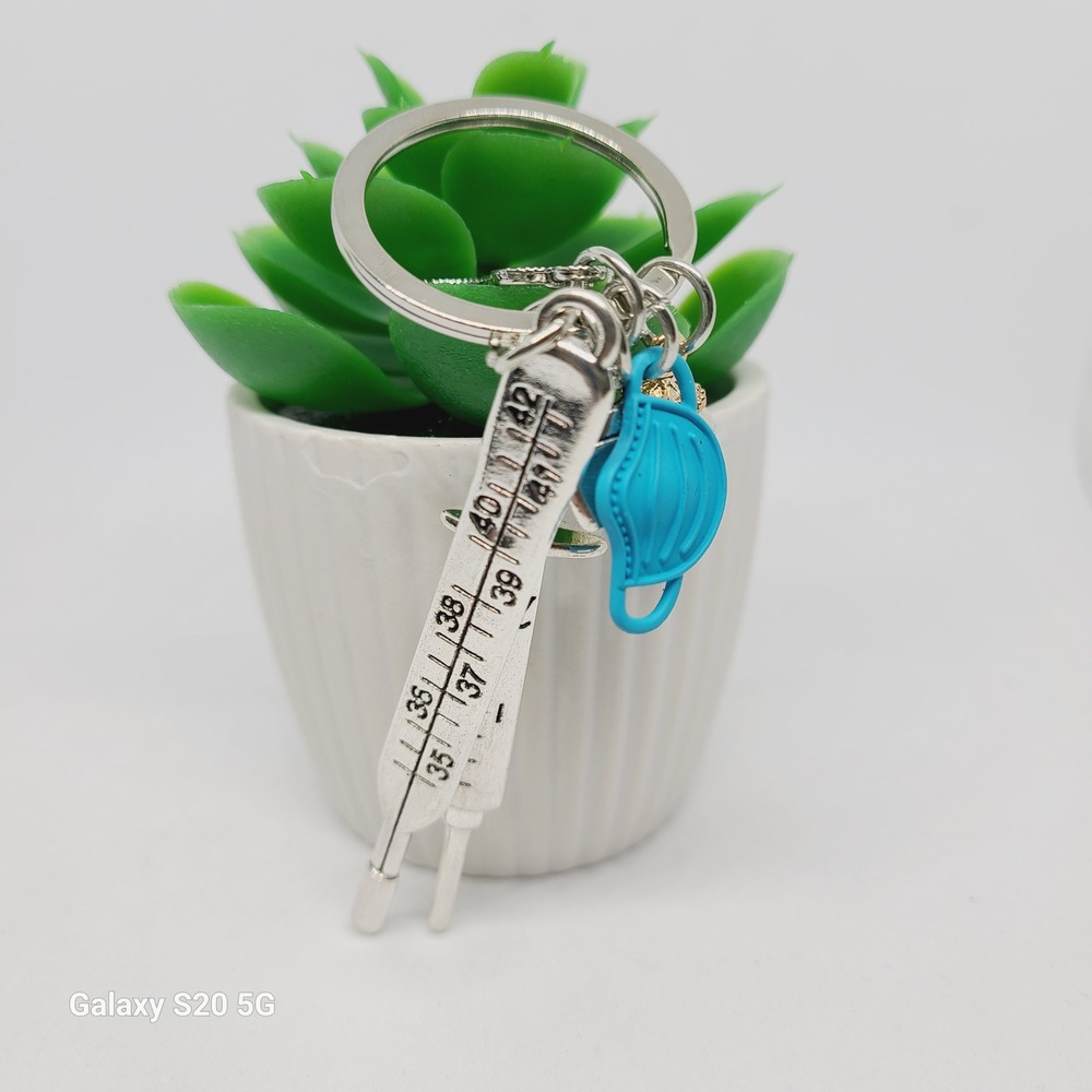Nurse Keychain Syringe Thermometer Stethoscope Medical Charm Gift for Doctor - Picture 3 of 4